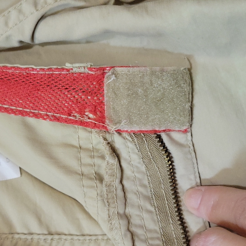 Cropped Nylon Pants - Picture 4 of 8
